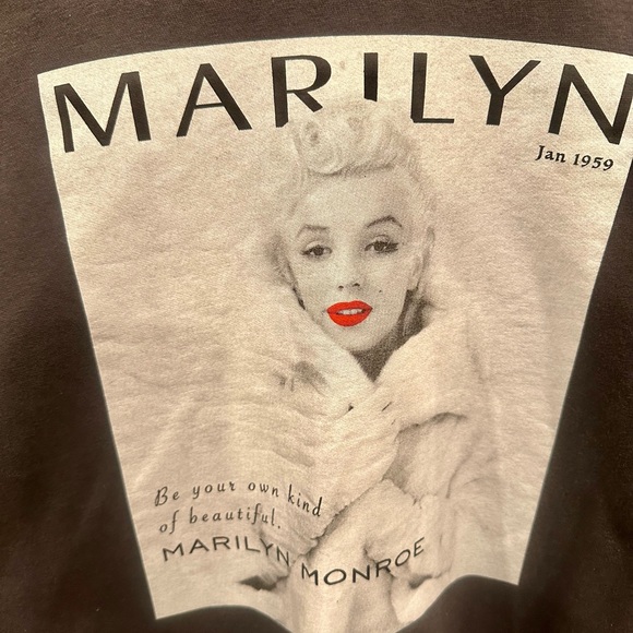 H&M sweatshirt - Picture 3 of 4